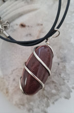 Load image into Gallery viewer, Shiva Lingum Pendant