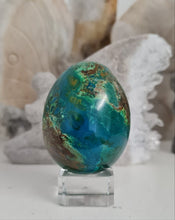 Load image into Gallery viewer, Chrysocolla Egg