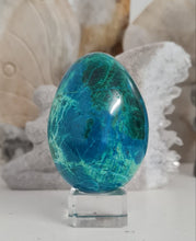 Load image into Gallery viewer, Chrysocolla Egg