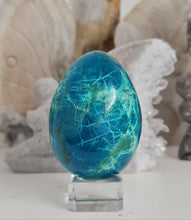 Load image into Gallery viewer, Chrysocolla Egg