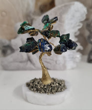 Load image into Gallery viewer, Chrysocolla Chip Wire Tree