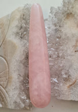 Load image into Gallery viewer, Rose Quartz Massage Wand