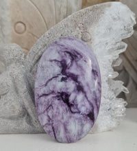 Load image into Gallery viewer, Kammererite Palmstone