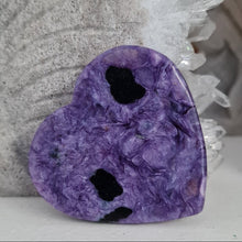 Load image into Gallery viewer, Charoite Heart A Grade