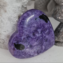 Load image into Gallery viewer, Charoite Heart A Grade