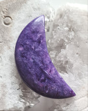 Load image into Gallery viewer, Charoite Crescent Moon A Grade