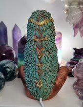 Load image into Gallery viewer, Mother Earth Lamp - Amethyst