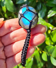 Load image into Gallery viewer, Labradorite Macrame Bracelet