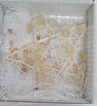 Load image into Gallery viewer, Crystal Wire Light Star - Citrine