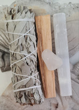 Load image into Gallery viewer, Energy Cleansing Smudge Kits - Clear Quartz