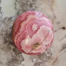 Load image into Gallery viewer, Rhodochrosite Palmstone