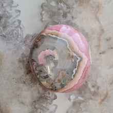 Load image into Gallery viewer, Rhodochrosite Palmstone