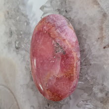 Load image into Gallery viewer, Rhodochrosite Palmstone