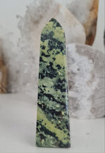 Load image into Gallery viewer, Serpentine with Pyrite Tower