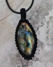 Load image into Gallery viewer, Labradorite Macrame Necklace