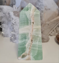 Load image into Gallery viewer, Green Calcite Tower