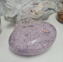Load image into Gallery viewer, Lepidolite Gallet