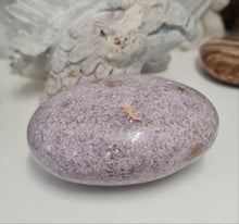 Load image into Gallery viewer, Lepidolite Gallet
