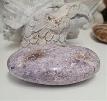 Load image into Gallery viewer, Lepidolite Gallet
