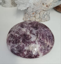Load image into Gallery viewer, Lepidolite Gallet - A Grade