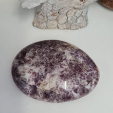 Load image into Gallery viewer, Lepidolite Gallet - A Grade