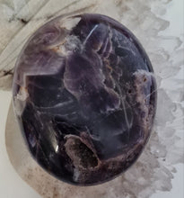 Load image into Gallery viewer, Chevron Amethyst Gallet