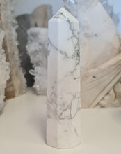 Load image into Gallery viewer, Howlite Tower