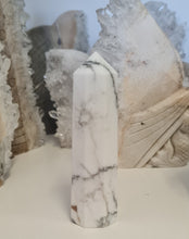 Load image into Gallery viewer, Howlite Tower