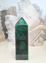 Load image into Gallery viewer, Malachite Tower