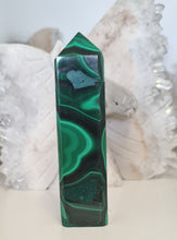 Load image into Gallery viewer, Malachite Tower