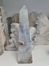 Load image into Gallery viewer, Druzy Agate Obelisk