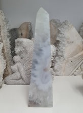 Load image into Gallery viewer, Druzy Agate Obelisk