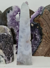 Load image into Gallery viewer, Druzy Agate Obelisk