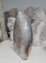 Load image into Gallery viewer, Druzy Agate Flame