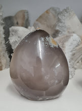 Load image into Gallery viewer, Druzy Agate Flame