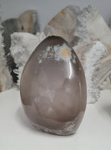 Load image into Gallery viewer, Druzy Agate Flame
