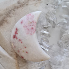 Load image into Gallery viewer, Cinnabrite Moon