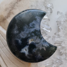 Load image into Gallery viewer, Moss Agate Moon