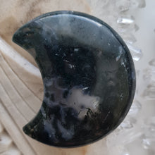 Load image into Gallery viewer, Moss Agate Moon