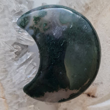 Load image into Gallery viewer, Moss Agate Moon