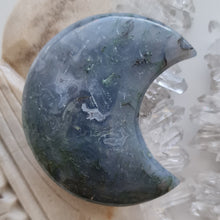 Load image into Gallery viewer, Moss Agate Moon