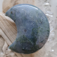 Load image into Gallery viewer, Moss Agate Moon