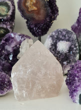 Load image into Gallery viewer, Clear Quartz Rough Point