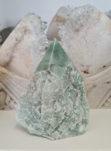 Load image into Gallery viewer, Green Quartz Rough Point