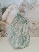 Load image into Gallery viewer, Green Quartz Rough Point