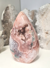 Load image into Gallery viewer, Pink Amethyst Flame
