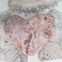 Load image into Gallery viewer, Pink Amethyst Heart