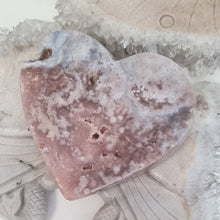 Load image into Gallery viewer, Pink Amethyst Heart