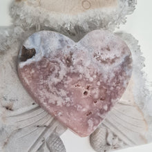 Load image into Gallery viewer, Pink Amethyst Heart