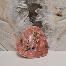 Load image into Gallery viewer, Pink Opal Heart
